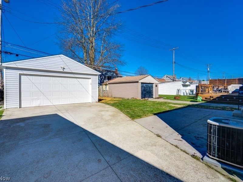 6406 Sunderland Drive, Parma, OH 44129 Photo 16