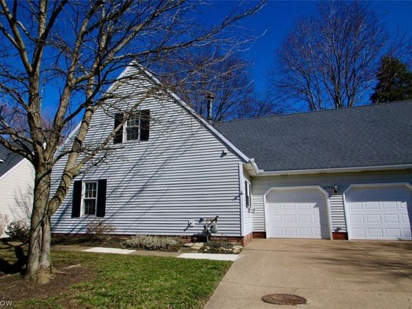 6694 Connecticut Colony Circle, Unit 47, Mentor, OH 44060