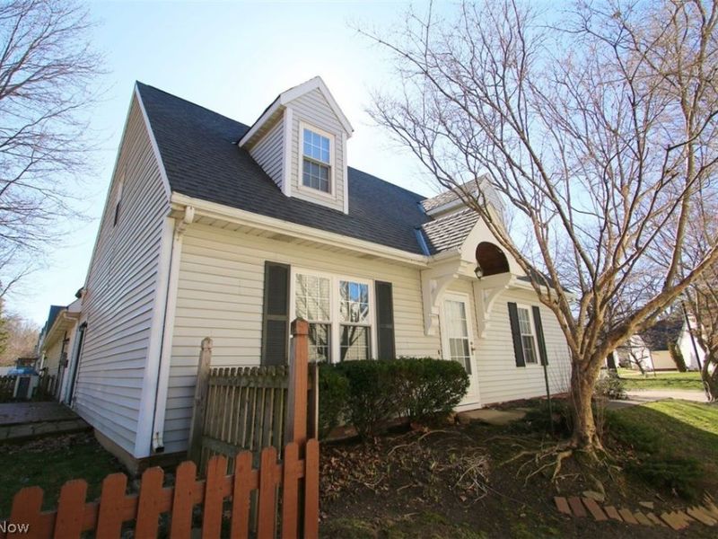 6694 Connecticut Colony Circle, Unit 47, Mentor, OH 44060 Photo 3