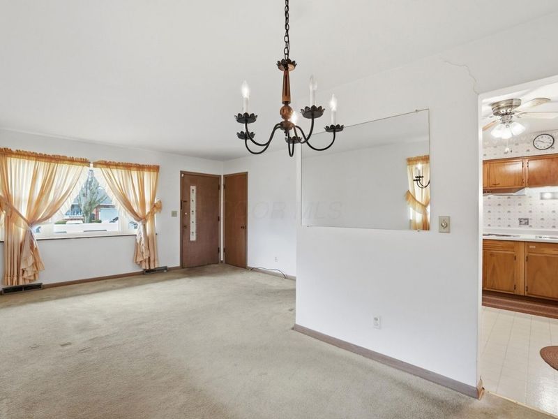 1116 Elaine Road , Columbus, OH 43227 Photo 11