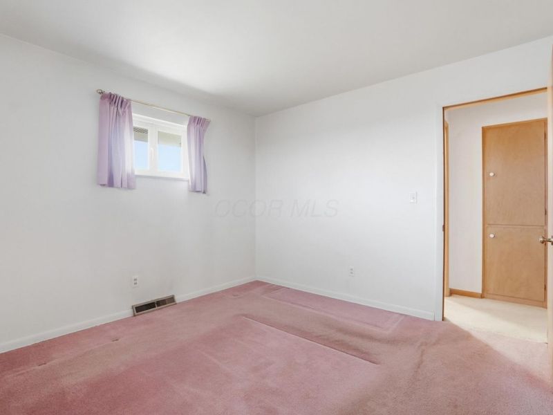 1116 Elaine Road , Columbus, OH 43227 Photo 19