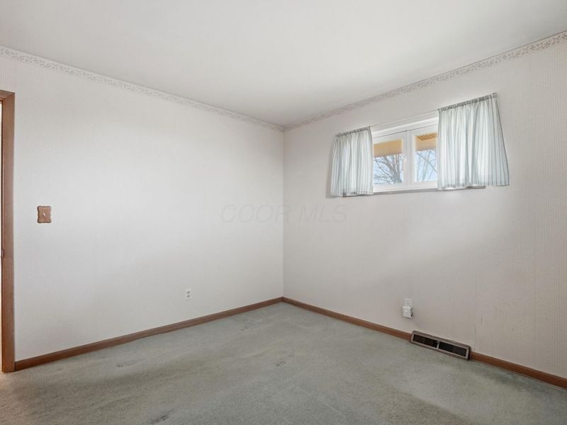 1116 Elaine Road , Columbus, OH 43227 Photo 25