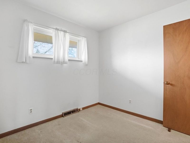 1116 Elaine Road , Columbus, OH 43227 Photo 27