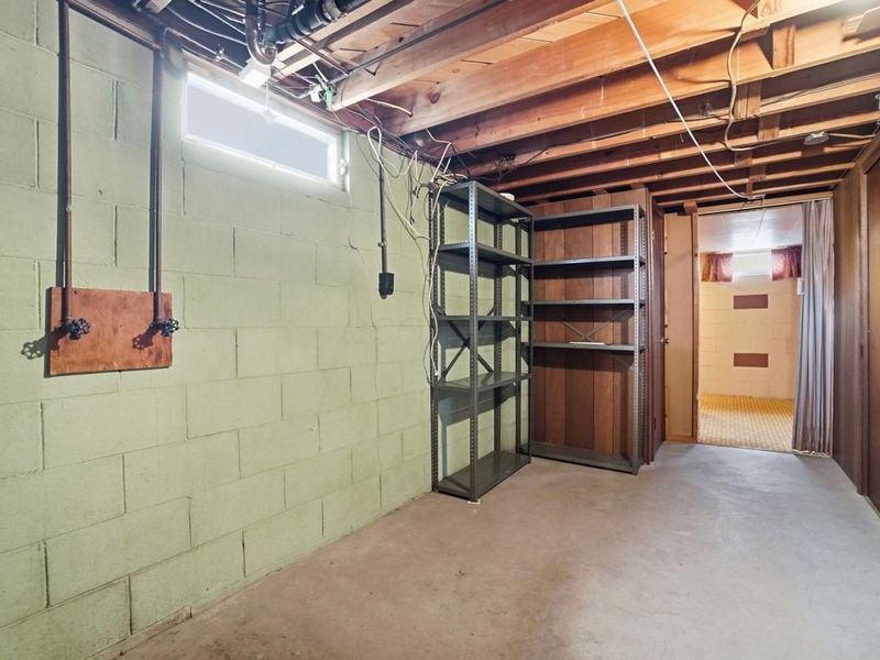 1116 Elaine Road , Columbus, OH 43227 Photo 39