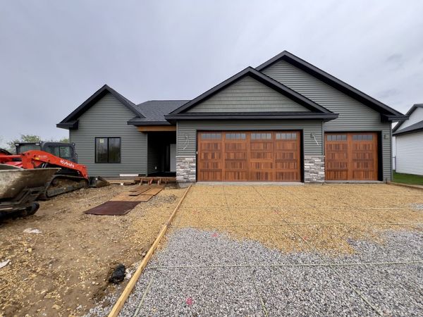 691 Sweet Wood Lane, Blue Grass, IA 52726