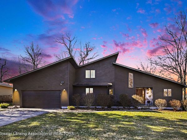 6319 Berner Court, Grand Ledge, MI 48837