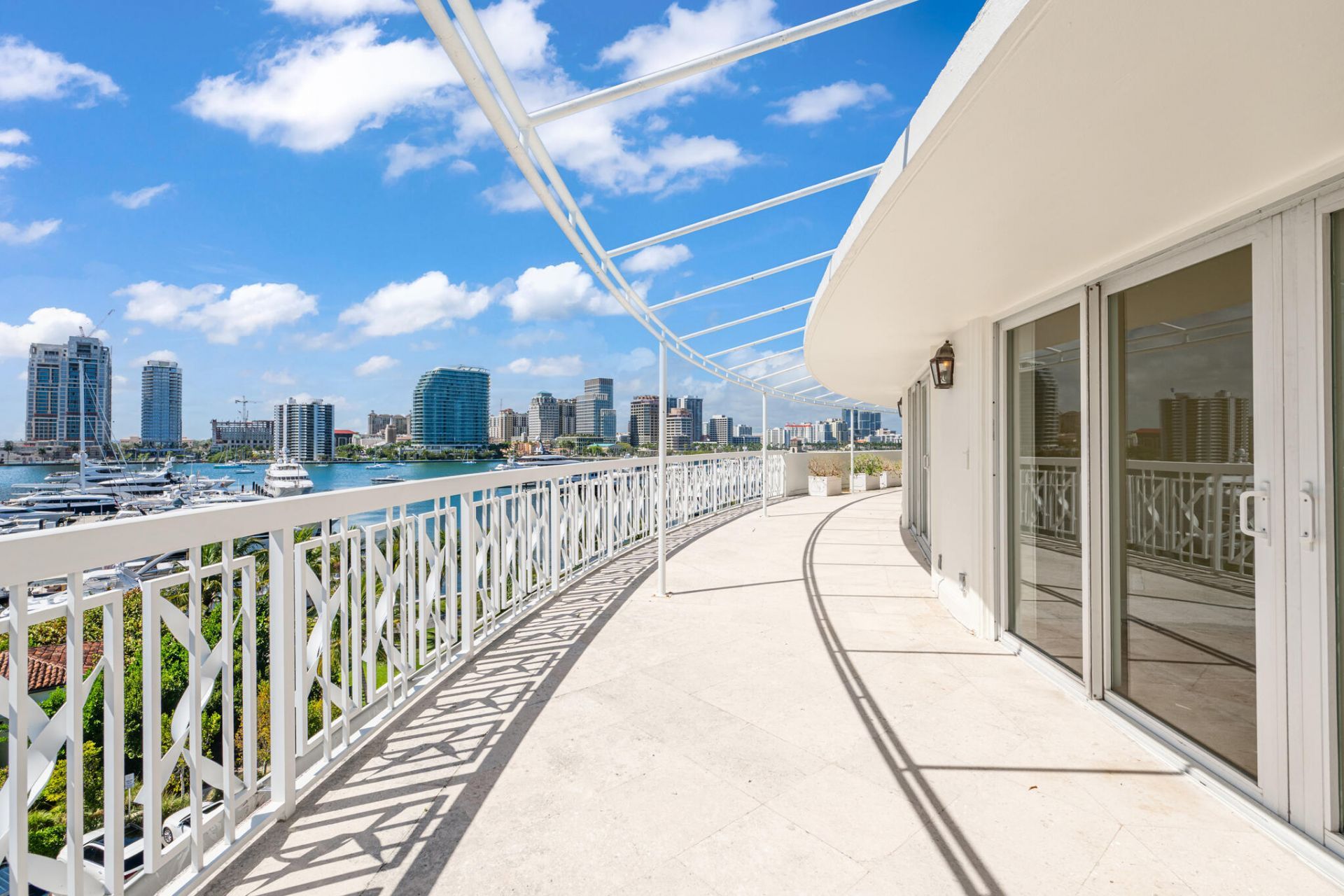 389 S Lake Drive, Unit Pha, Palm Beach, FL 33480 Photo