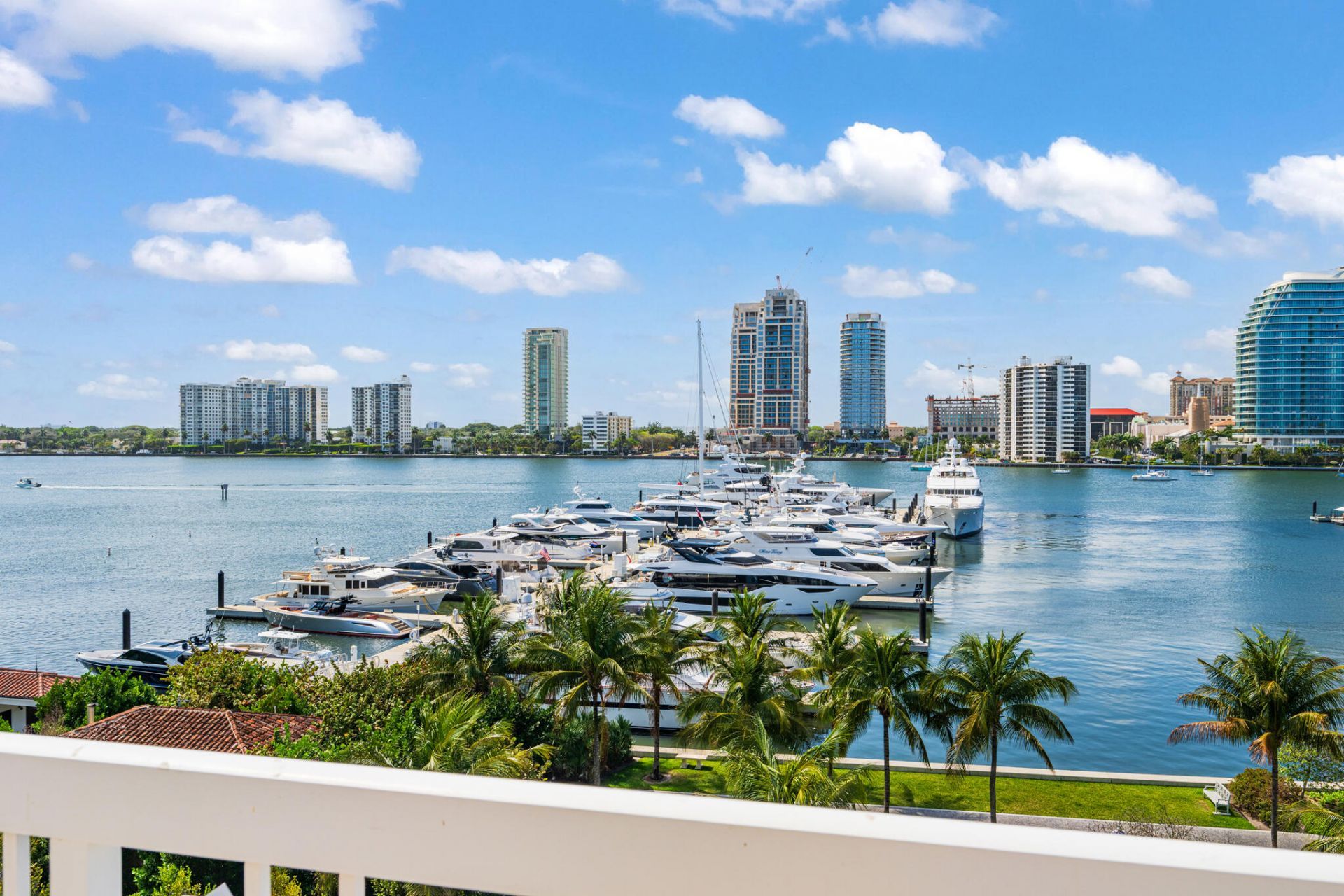 389 S Lake Drive, Unit Pha, Palm Beach, FL 33480 Photo