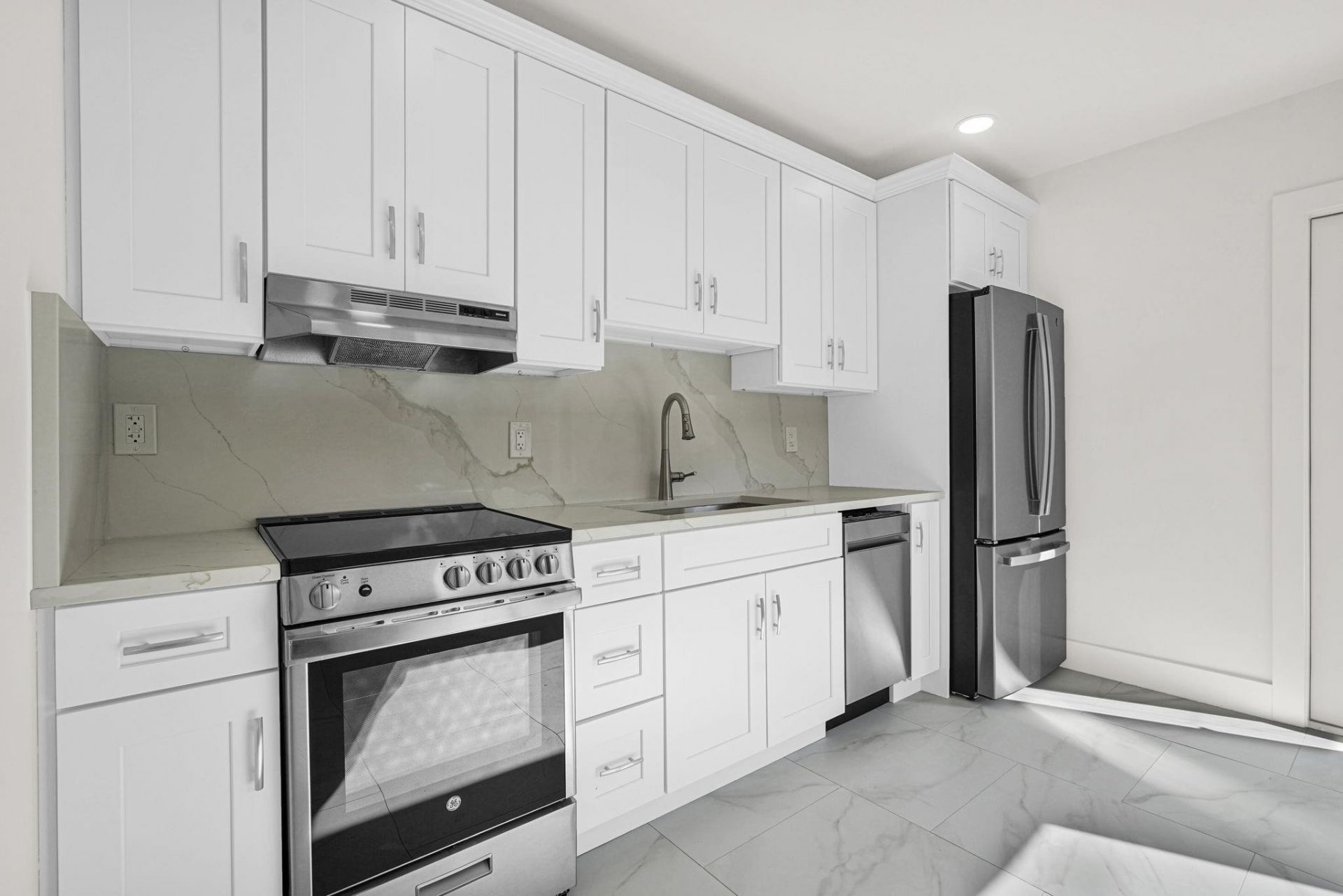 4015 Washington Road, West Palm Beach, FL 33405 Photo