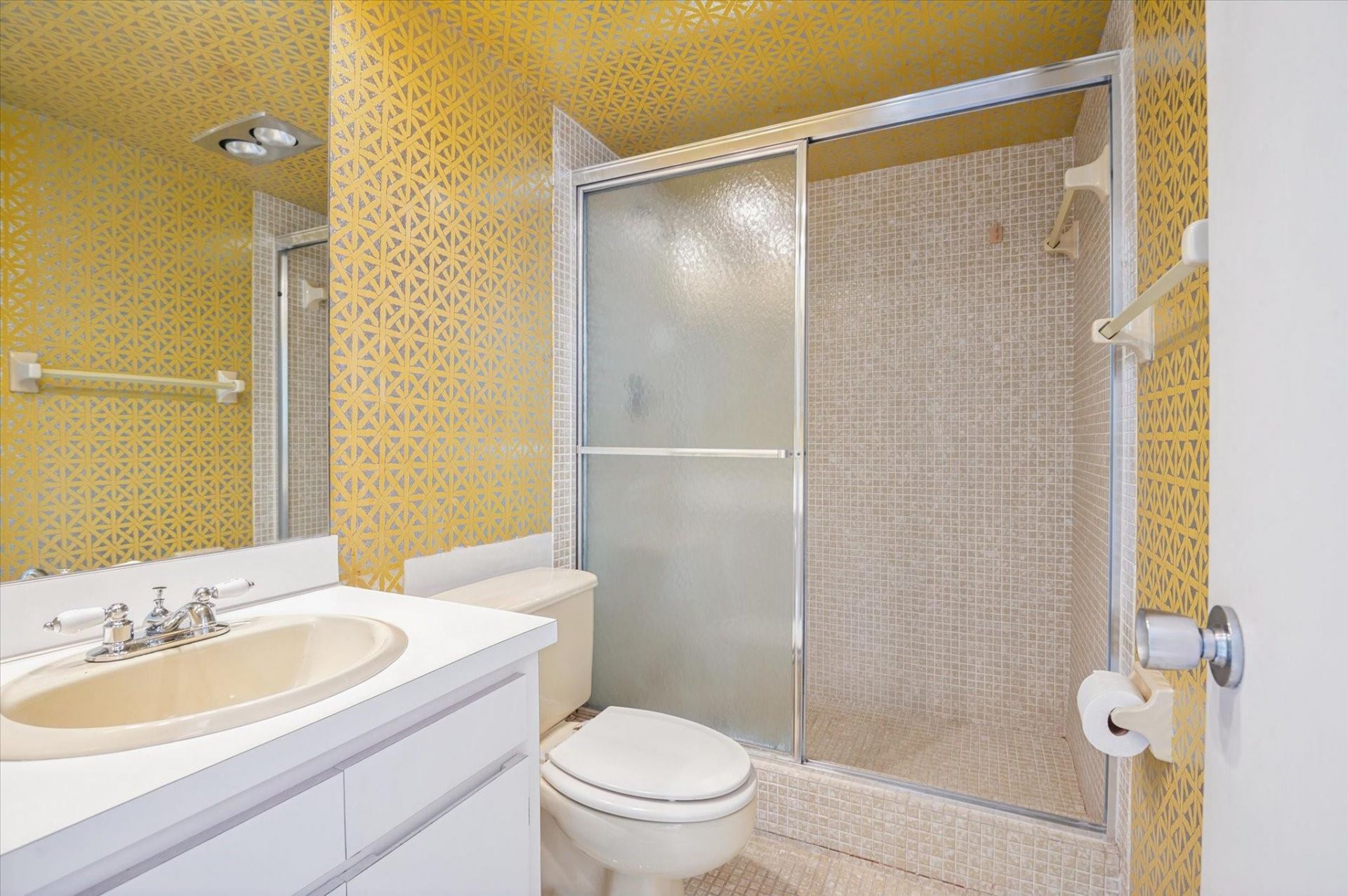 575 Oaks Lane, Unit 908, Pompano Beach, FL 33069 Photo