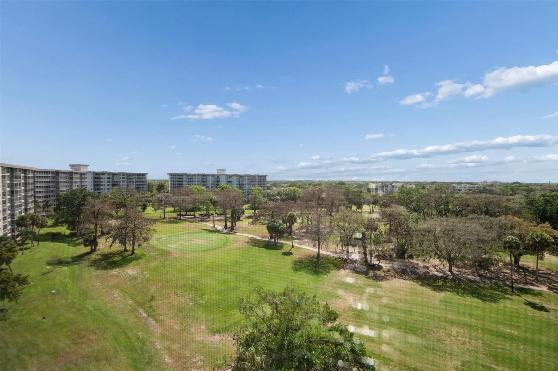 575 Oaks Lane, Unit 908, Pompano Beach, FL 33069 Photo