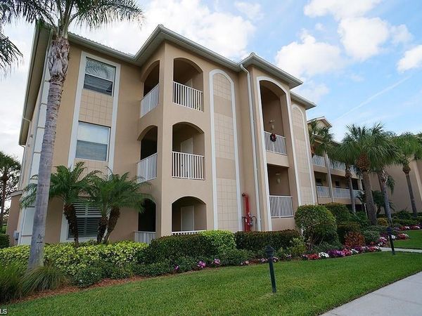 2710 Cypress Trace CIR , Unit 3021, NAPLES, FL 34119
