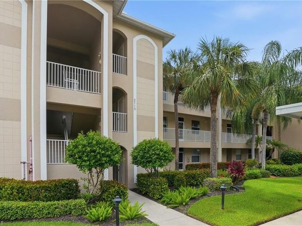 2710 Cypress Trace CIR, Unit 3021, NAPLES, FL 34119