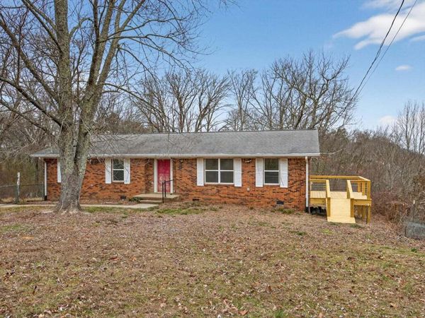 190 Adkins Lane, Trenton, GA 30752