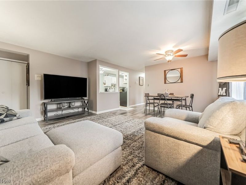 9611 Sunrise Boulevard , Unit K2, North Royalton, OH 44133 Photo 4