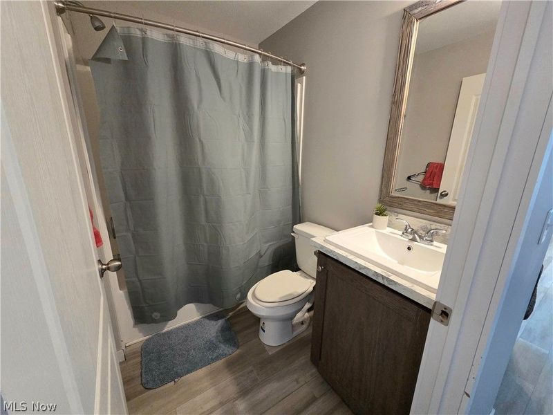 444 Westwoods , Amherst, OH 44001 Photo 18