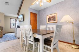 2010 Sand Dunes Dr. photo 4