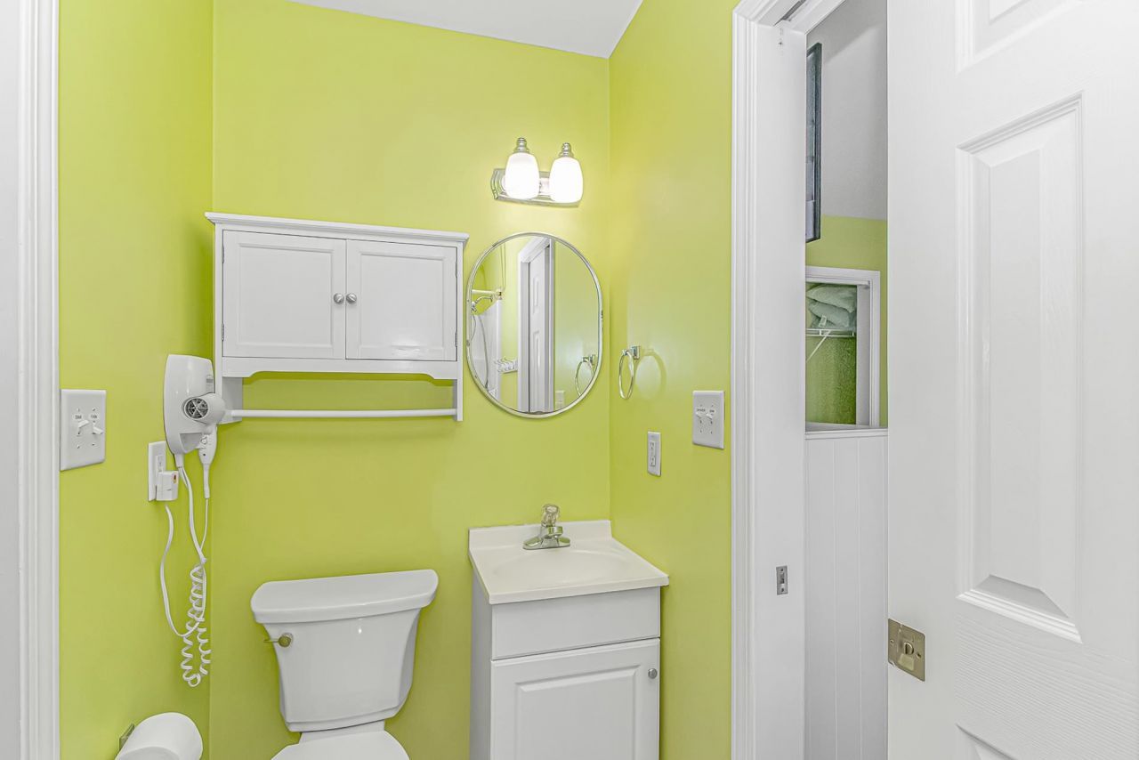 6001- 1080 S Kings Hwy. Photo 22