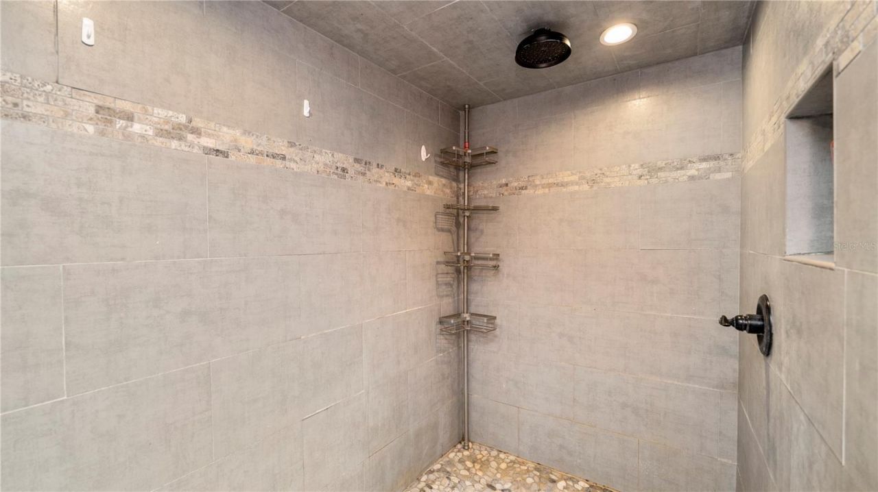 5239 Spring Creek Drive, Lakeland, FL 33811 Photo