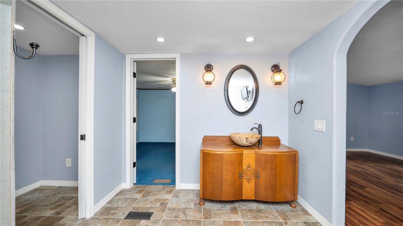 5239 Spring Creek Drive, Lakeland, FL 33811 Photo