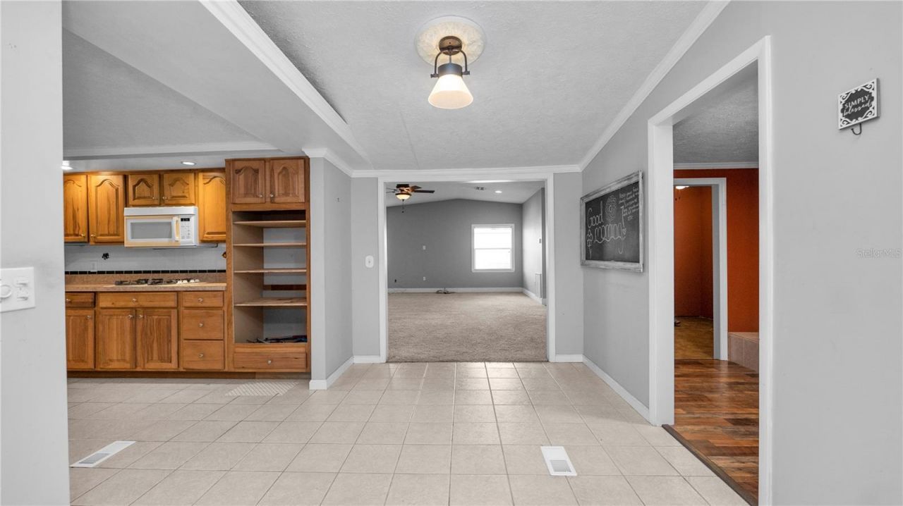 5239 Spring Creek Drive, Lakeland, FL 33811 Photo