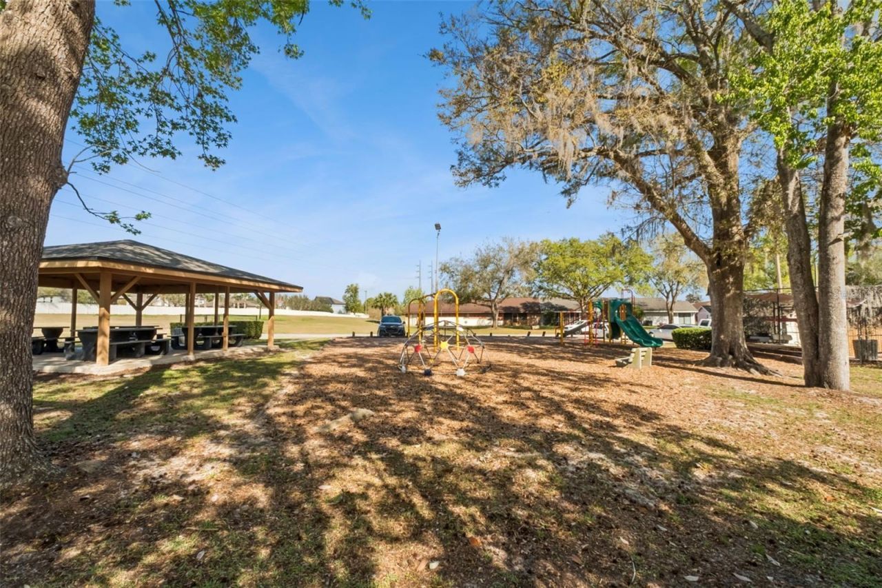 712 Linden Drive , Winter Springs, FL 32708 Photo