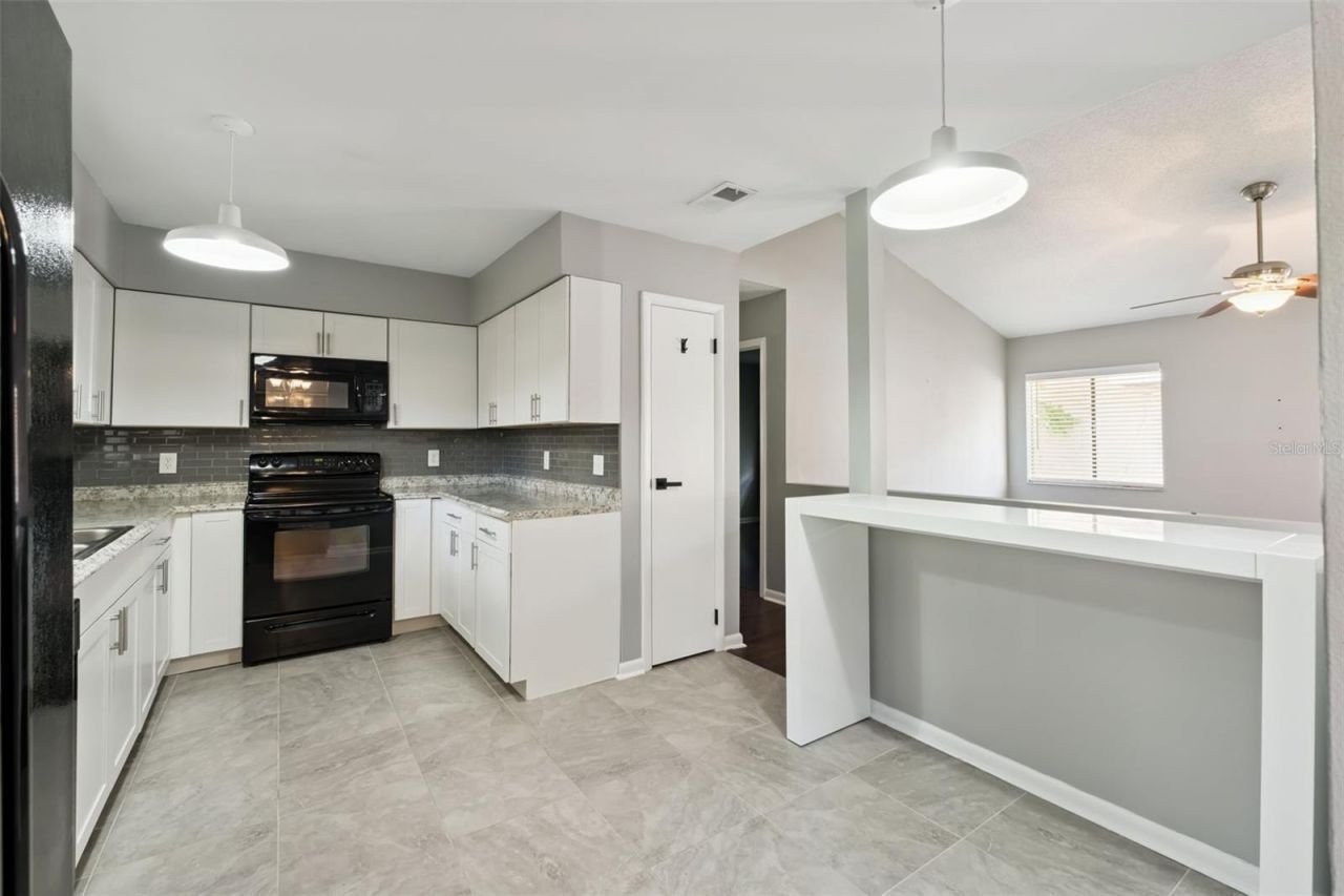 712 Linden Drive , Winter Springs, FL 32708 Photo