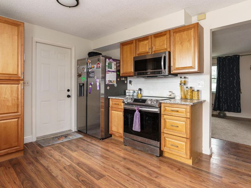 500 Meadows Boulevard , Pickerington, OH 43147 Photo 11