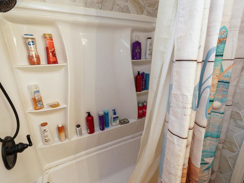 500 Meadows Boulevard , Pickerington, OH 43147 Photo 20