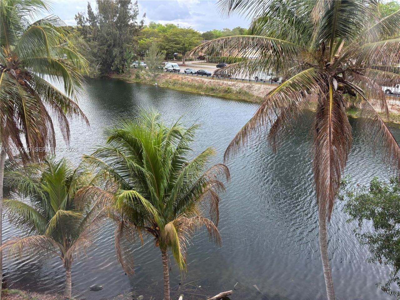 8305 SW 152 Av, Unit A-405, Miami, FL 33193 Photo