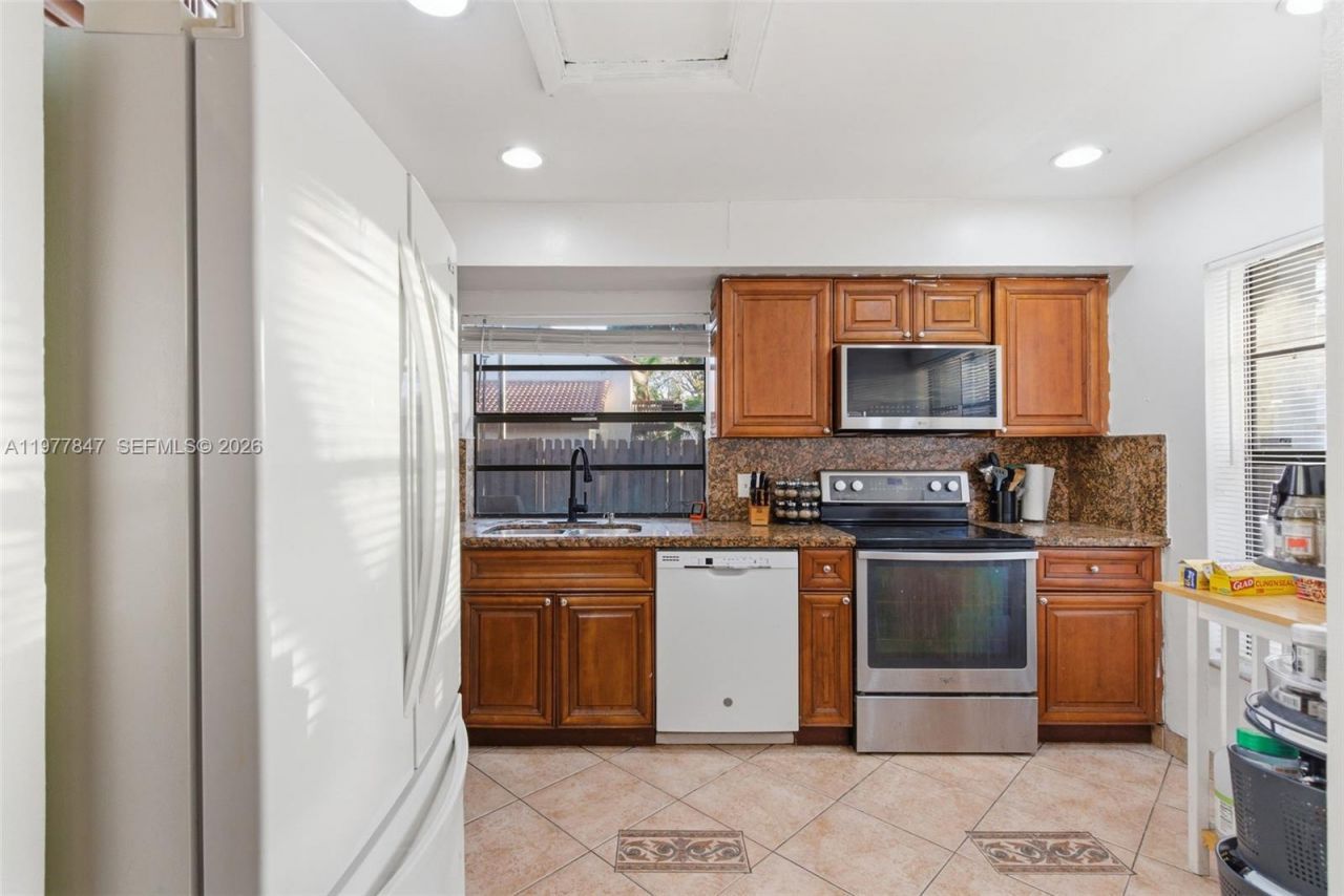 13253 SW 110th Ter, Unit 19-1, Miami, FL 33186 Photo