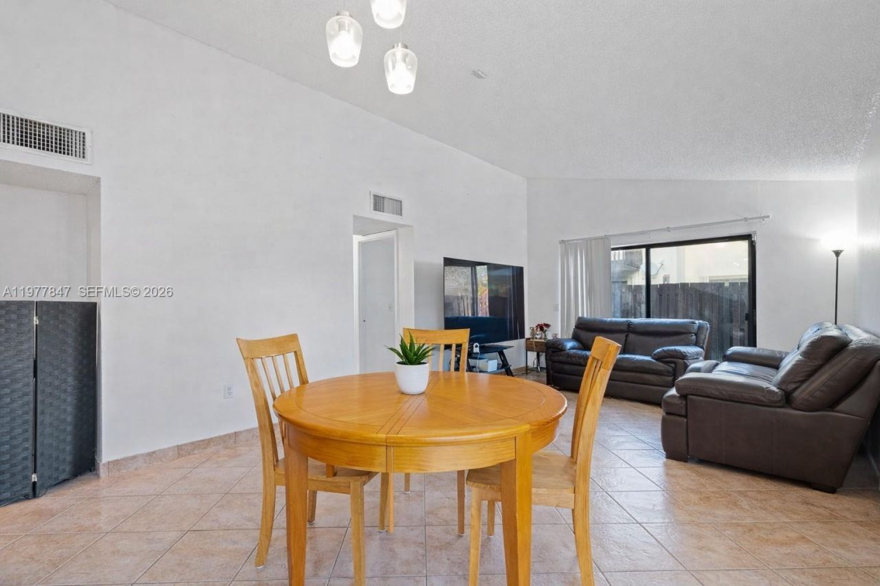 13253 SW 110th Ter, Unit 19-1, Miami, FL 33186 Photo