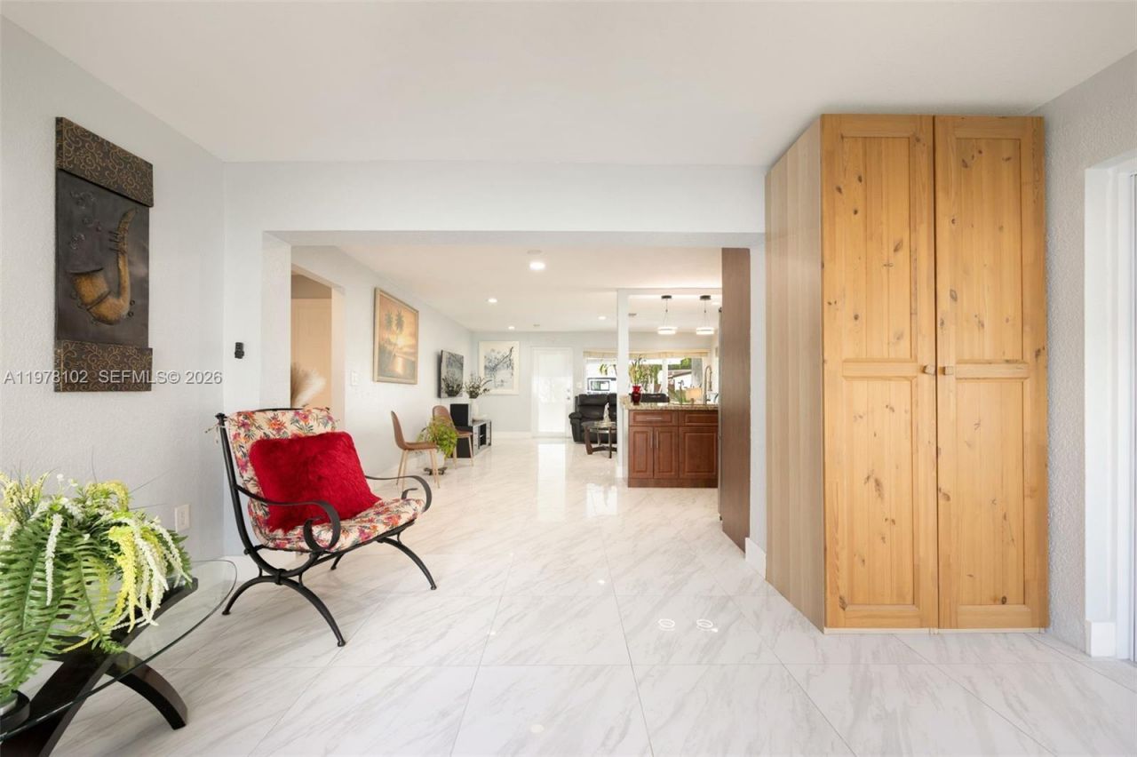 7331 Ramona St , Miramar, FL 33023 Photo