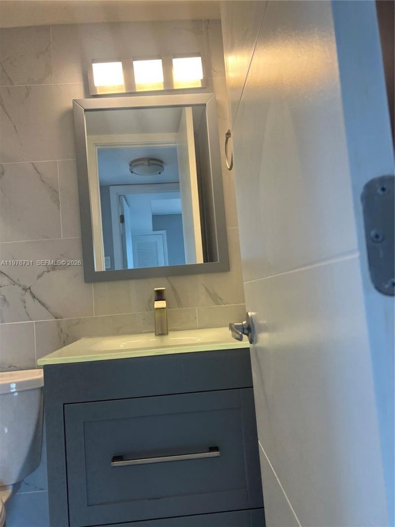 3304 Virginia St , Unit 7B, Miami, FL 33133 Photo