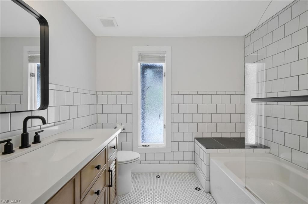 2723 Second St , Fort Myers, FL 33916 Photo