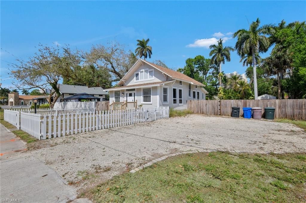 2723 Second St, Fort Myers, FL 33916 Photo