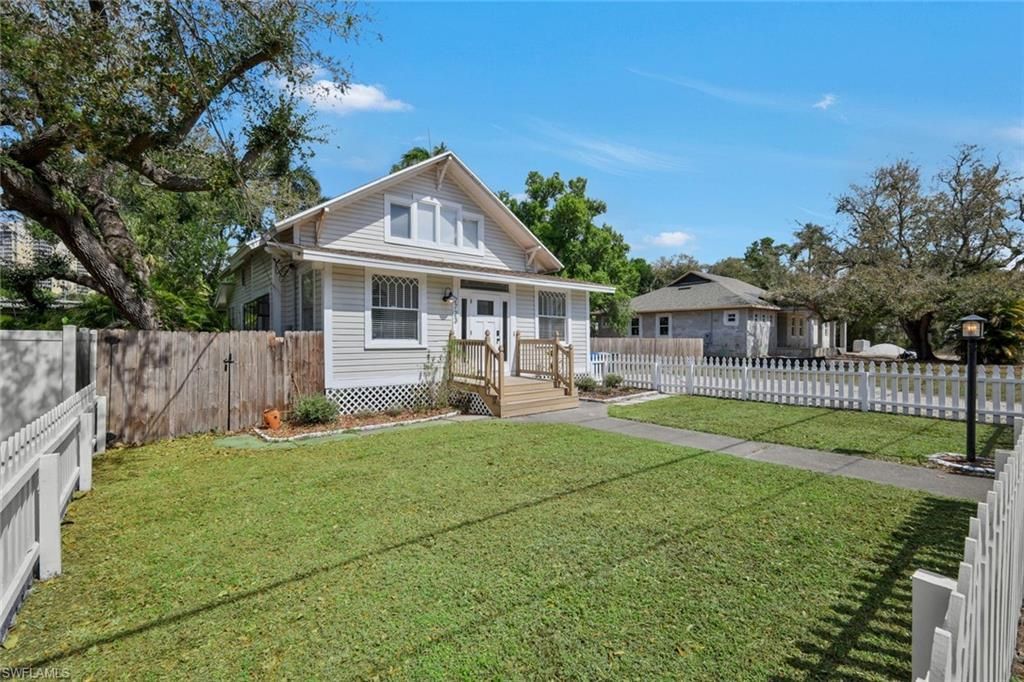 2723 Second St, Fort Myers, FL 33916 Photo