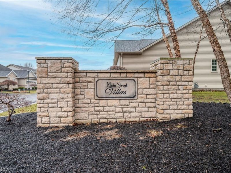 30 Barnstone Lane, Unit 18, Canfield, OH 44406 Photo 13