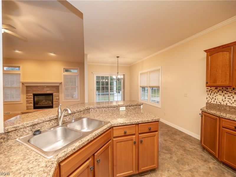 30 Barnstone Lane, Unit 18, Canfield, OH 44406 Photo 15