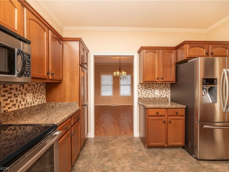 30 Barnstone Lane, Unit 18, Canfield, OH 44406 Photo 17