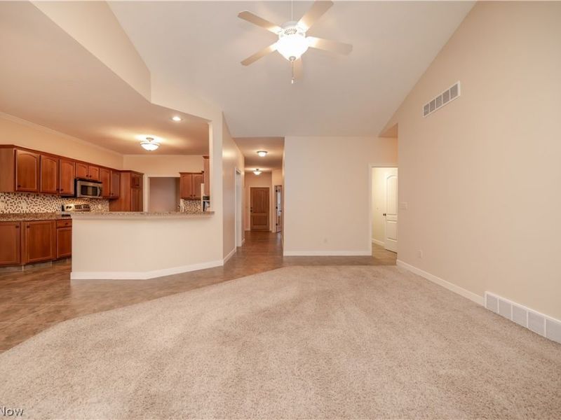 30 Barnstone Lane, Unit 18, Canfield, OH 44406 Photo 20