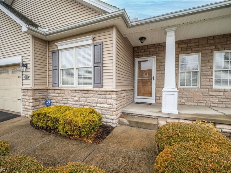 30 Barnstone Lane, Unit 18, Canfield, OH 44406 Photo 3