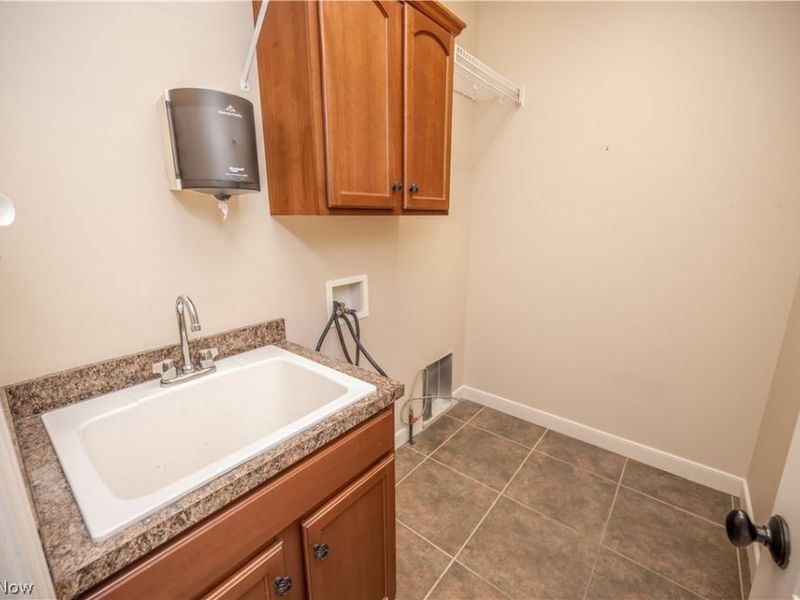 30 Barnstone Lane, Unit 18, Canfield, OH 44406 Photo 35