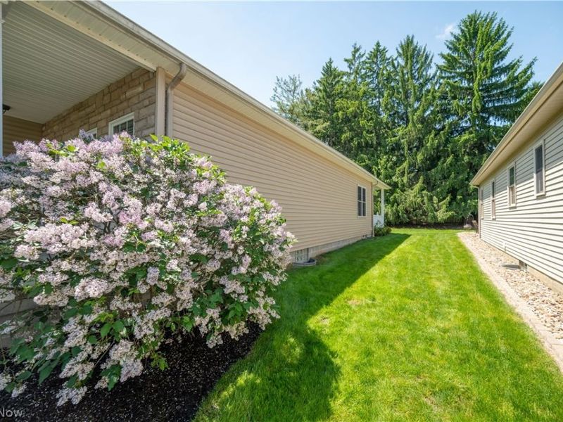 30 Barnstone Lane, Unit 18, Canfield, OH 44406 Photo 39