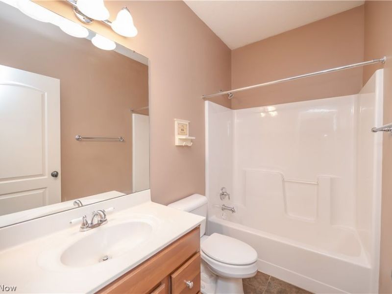 30 Barnstone Lane, Unit 18, Canfield, OH 44406 Photo 42