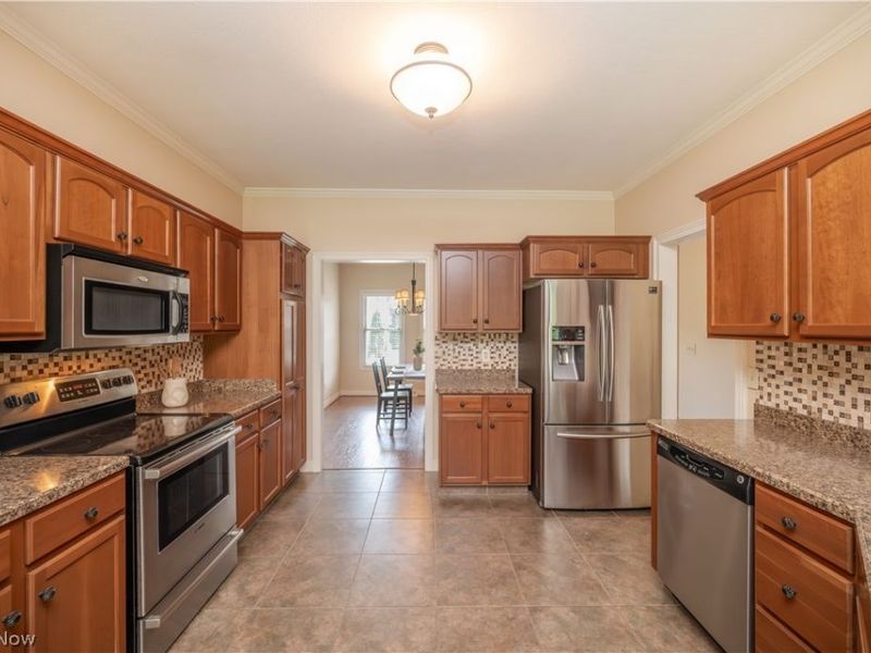 30 Barnstone Lane, Unit 18, Canfield, OH 44406 Photo 9