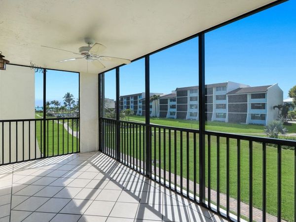 979 E Gulf Dr, Unit D452, Sanibel, FL 33957