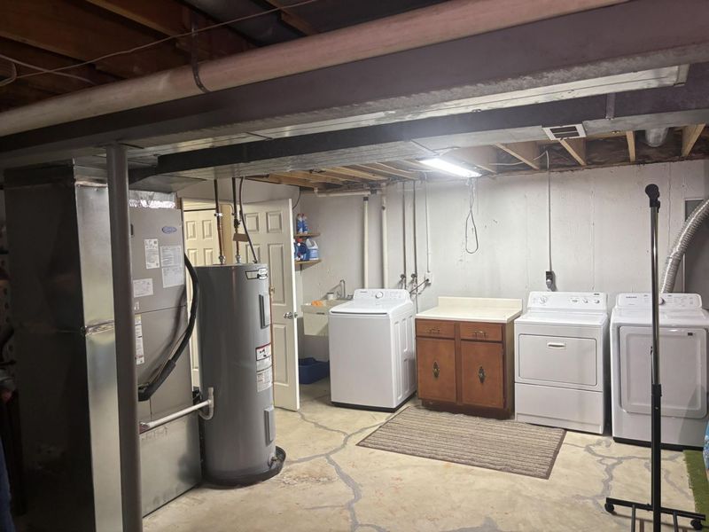 4800 Silver Oak Street, Dayton, OH 45424 Photo 9