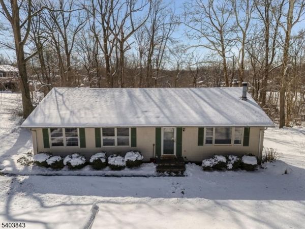 9 Woodland Ter, High Bridge, NJ 08829