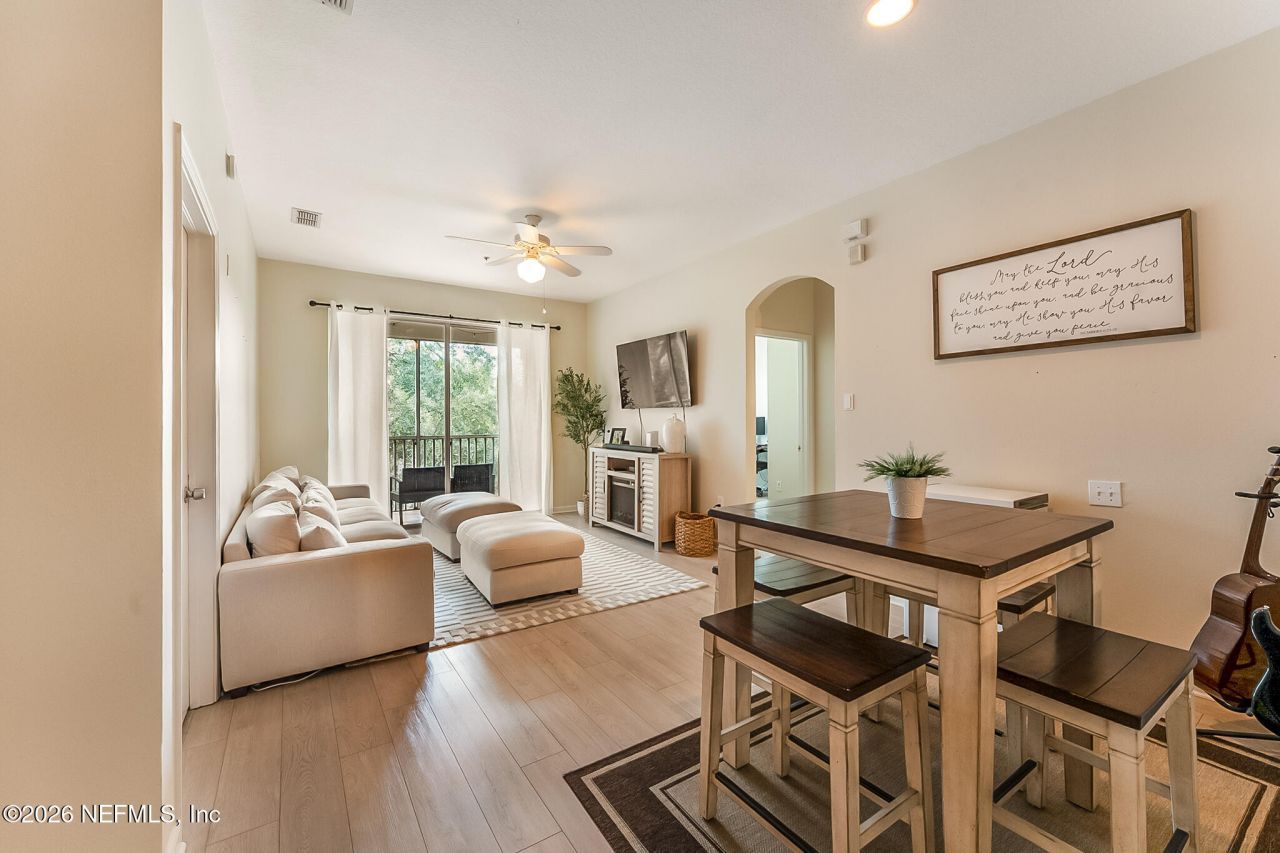 10550 Baymeadows Road, Unit 413, Jacksonville, FL 32256 Photo